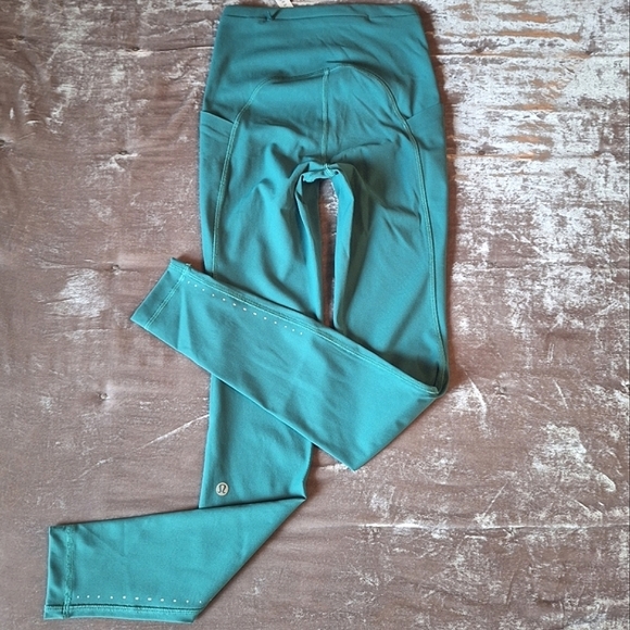 NWOT- Lululemon Swift Speed HR Tight 25" Leggings - Picture 3 of 12